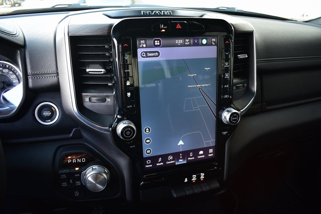 2025 RAM 1500 Laramie Crew Cab 4x4