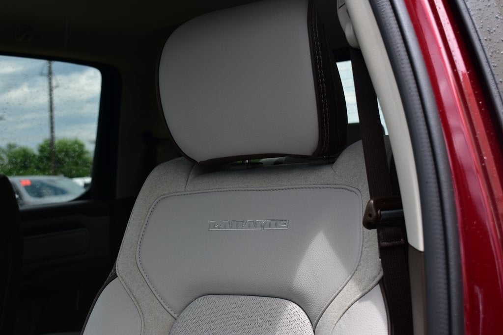 2025 RAM 1500 Laramie Crew Cab 4x4 5'7" Box