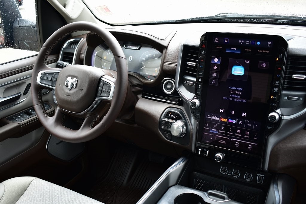 2025 RAM 1500 Laramie Crew Cab 4x4 5'7" Box