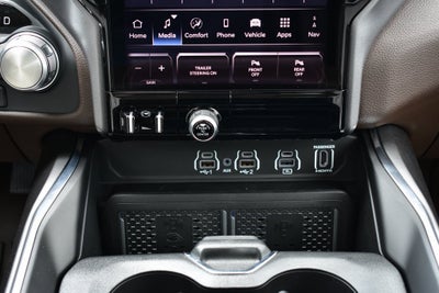 2025 RAM 1500 Laramie Crew Cab 4x4 5'7" Box