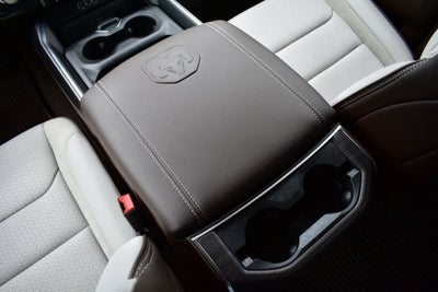 2025 RAM 1500 Laramie Crew Cab 4x4 5'7" Box