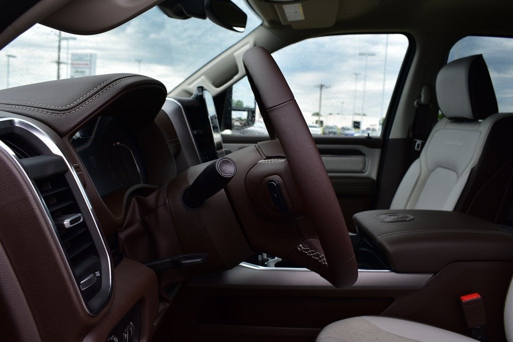 2025 RAM 1500 Laramie Crew Cab 4x4 5'7" Box