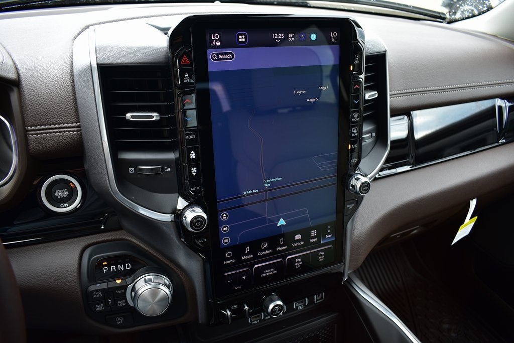 2025 RAM 1500 Laramie Crew Cab 4x4 5'7" Box