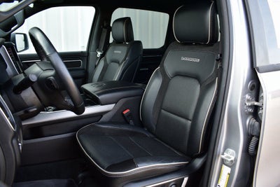 2023 RAM 1500 Laramie Crew Cab 4x4 w/5.7L Hemi