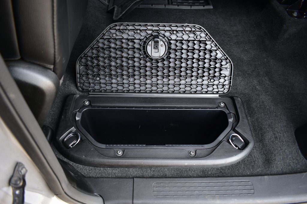 2023 RAM 1500 Laramie Crew Cab 4x4 w/5.7L Hemi