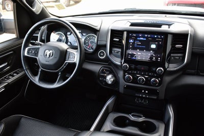 2023 RAM 1500 Laramie Crew Cab 4x4 w/5.7L Hemi