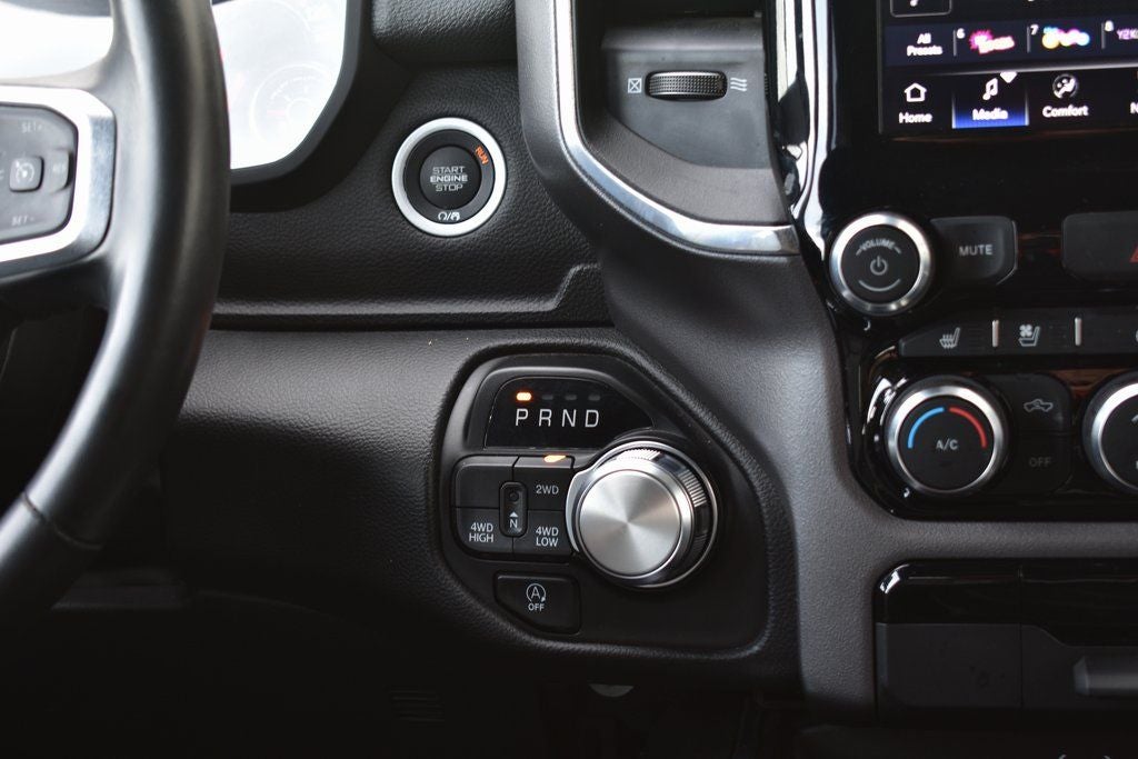 2023 RAM 1500 Laramie Crew Cab 4x4 w/5.7L Hemi