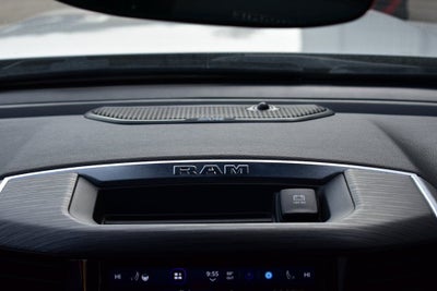 2023 RAM 1500 Laramie Crew Cab 4x4 w/5.7L Hemi