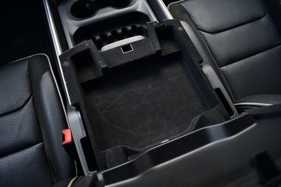 2023 RAM 1500 Laramie Crew Cab 4x4 w/5.7L Hemi