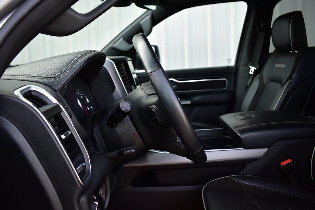 2023 RAM 1500 Laramie Crew Cab 4x4 w/5.7L Hemi