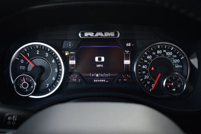 2023 RAM 1500 Laramie Crew Cab 4x4 w/5.7L Hemi