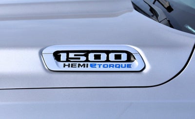 2023 RAM 1500 Laramie Crew Cab 4x4 w/5.7L Hemi