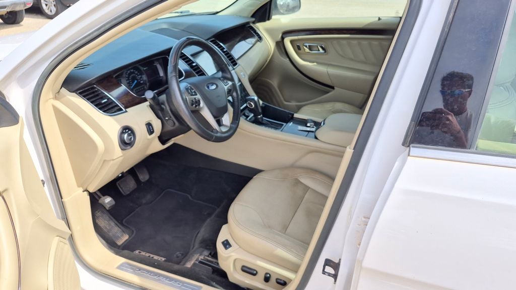 2017 Ford Taurus Limited