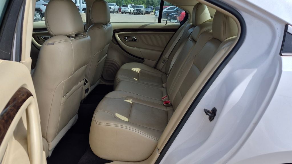 2017 Ford Taurus Limited