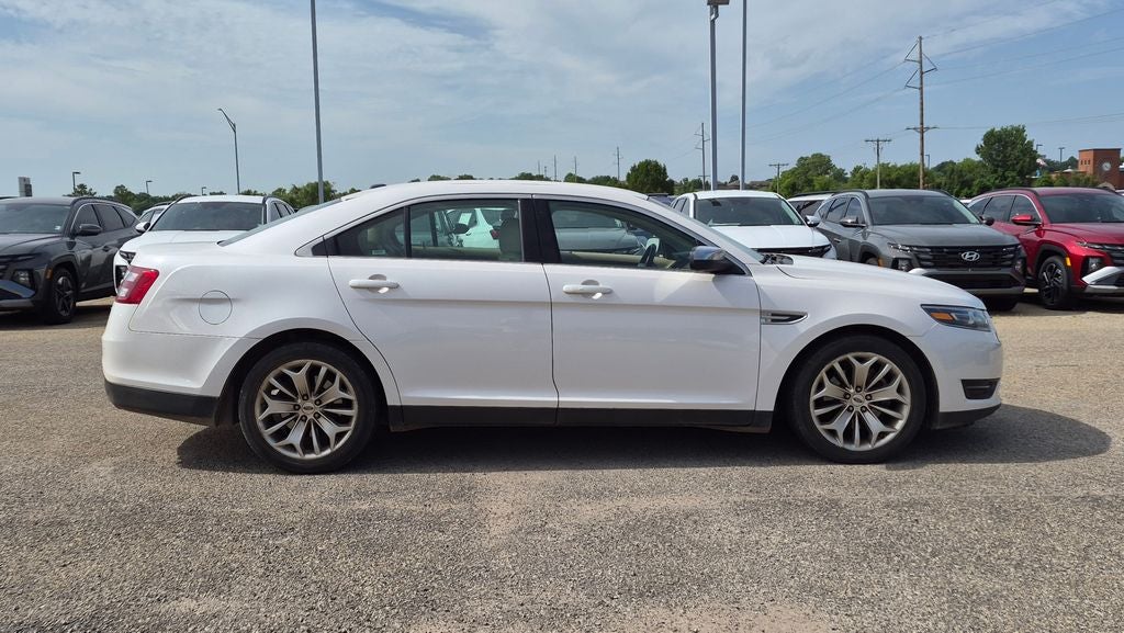 2017 Ford Taurus Limited