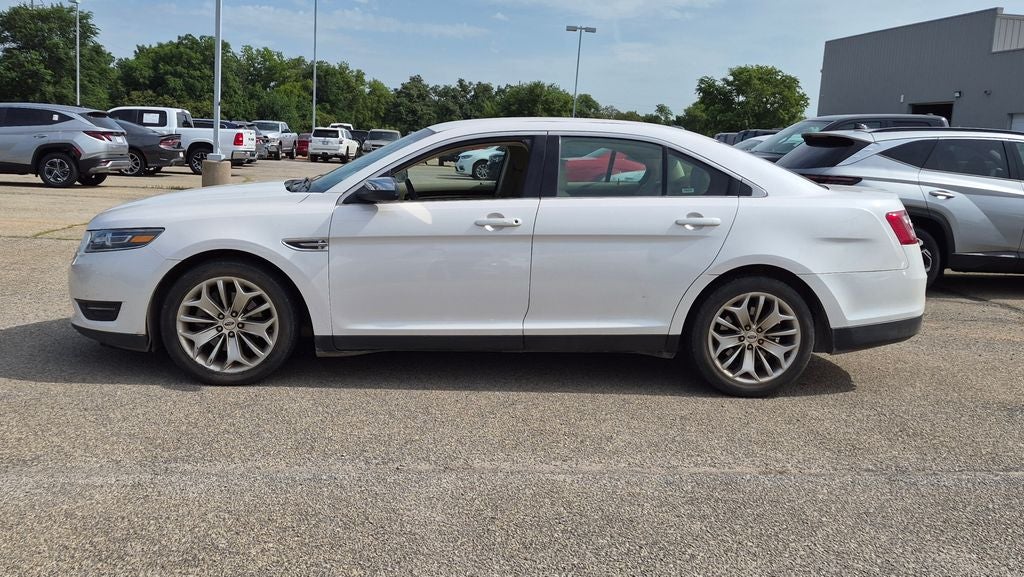2017 Ford Taurus Limited