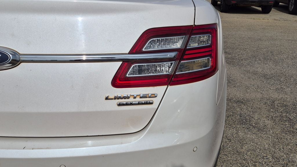2017 Ford Taurus Limited