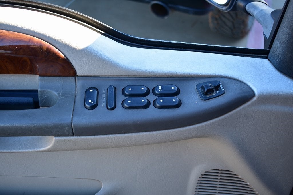 2004 Ford F-350SD Lariat SRW 4X4