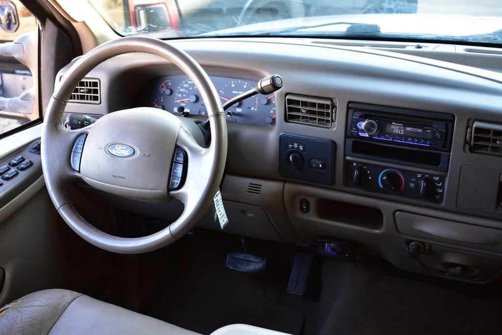 2004 Ford F-350SD Lariat SRW 4X4