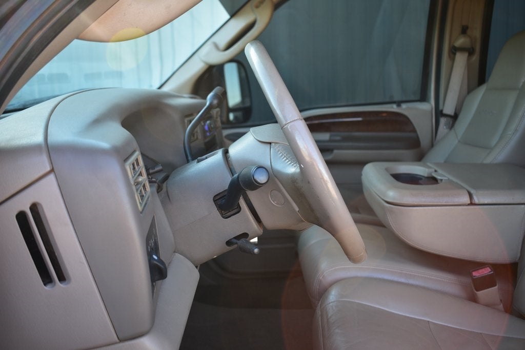 2004 Ford F-350SD Lariat SRW 4X4