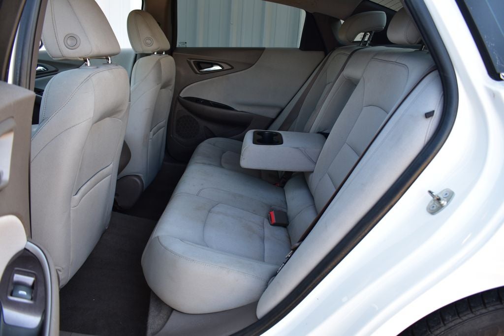 2018 Chevrolet Malibu LS 1FL
