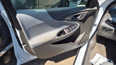 2018 Chevrolet Malibu LS 1FL