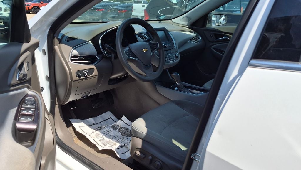 2018 Chevrolet Malibu LS 1FL