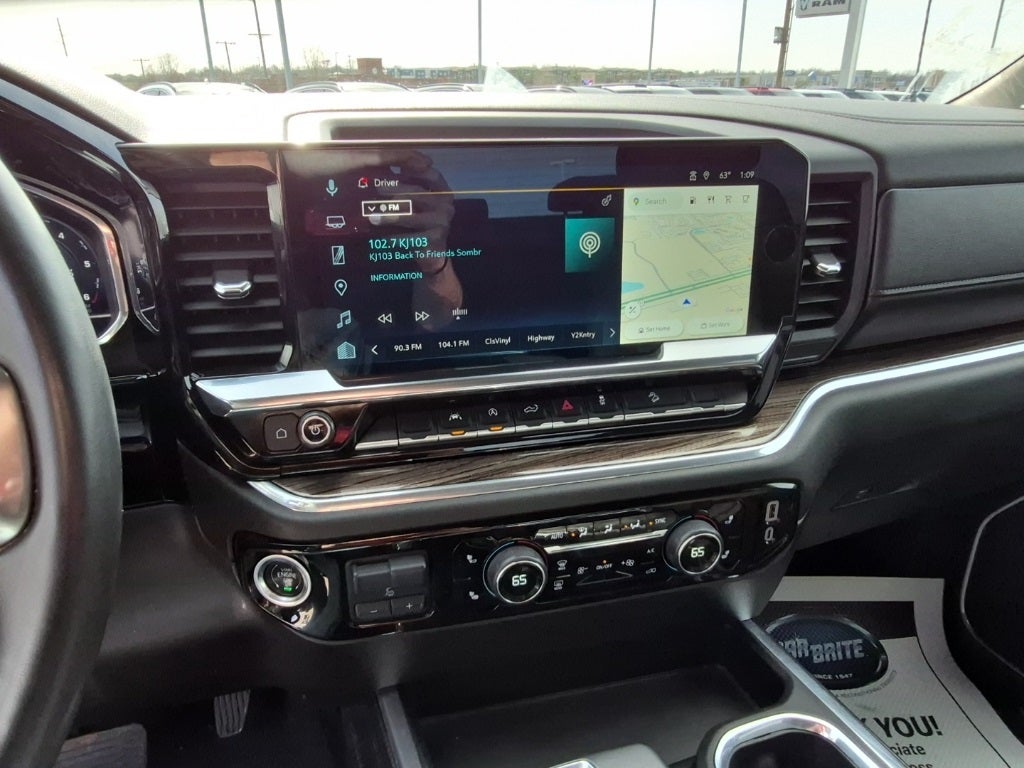 2025 Chevrolet Silverado 1500 LT Z71 Crew Cab 4x4