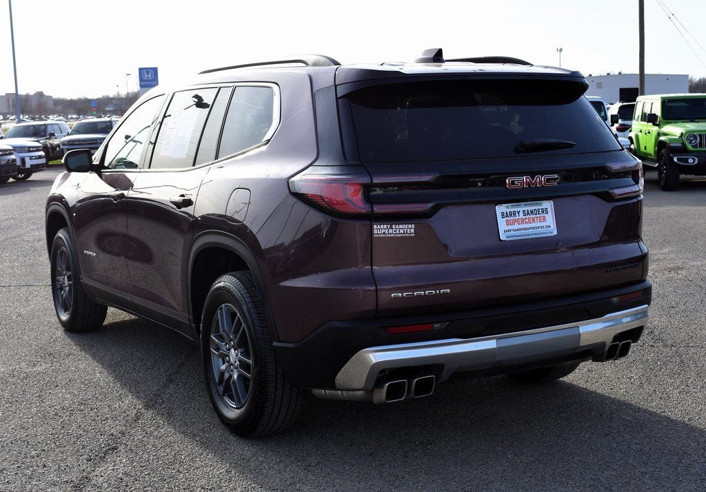 2025 GMC Acadia Elevation