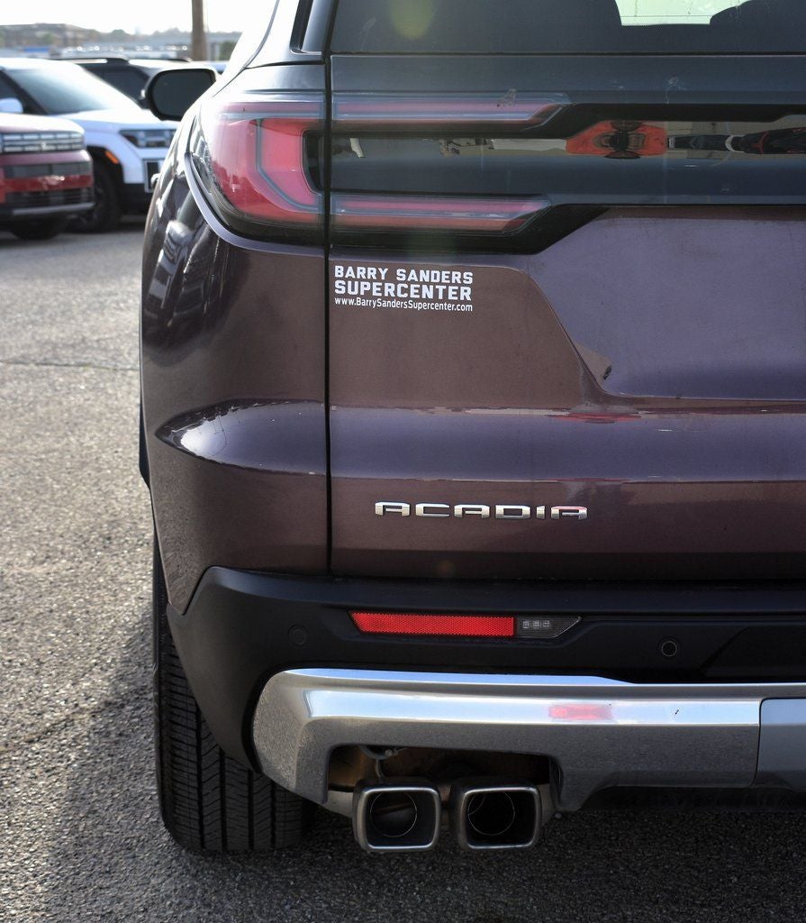 2025 GMC Acadia Elevation