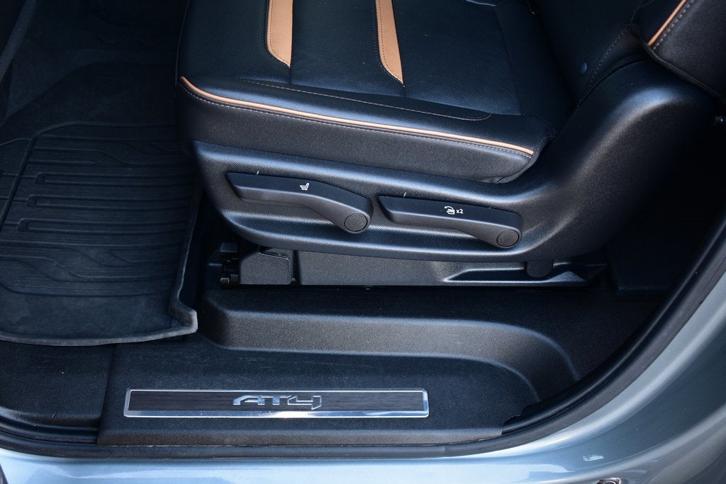 2023 GMC Yukon XL AT4