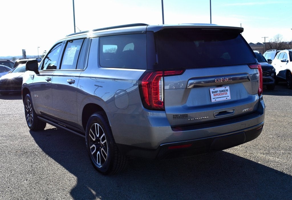 2023 GMC Yukon XL AT4