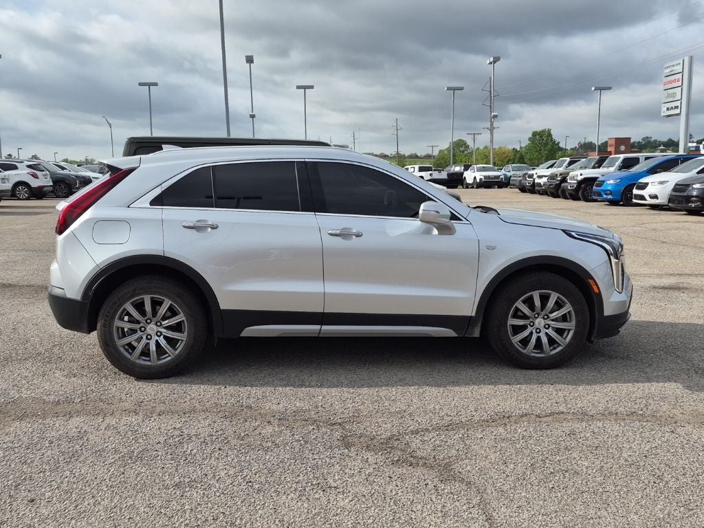 2021 Cadillac XT4 Premium Luxury AWD