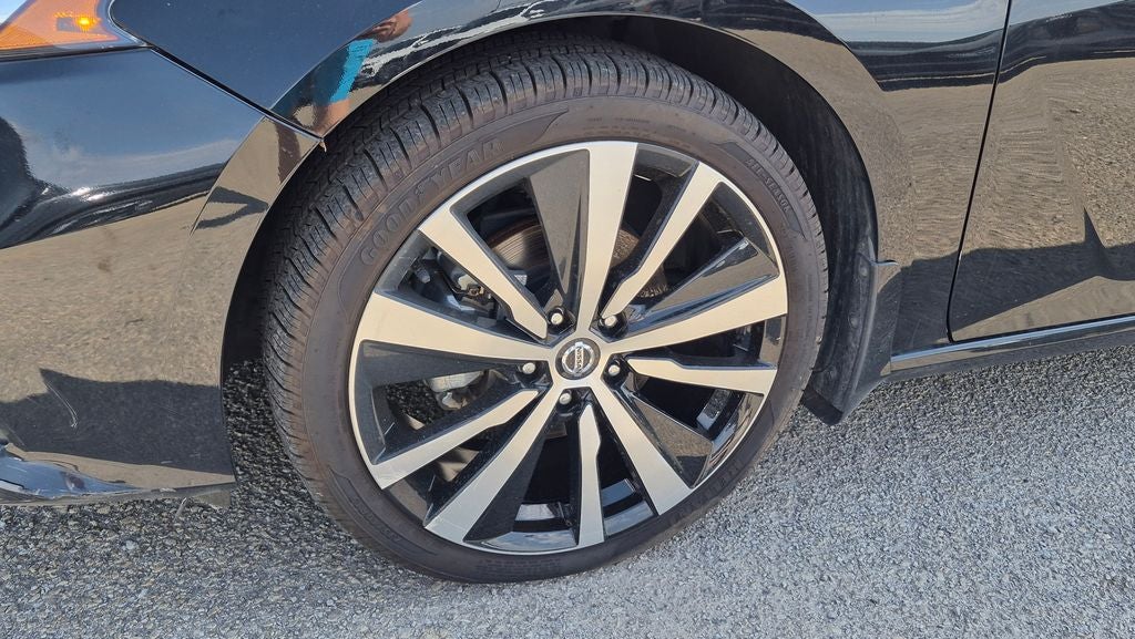 2022 Nissan Altima 2.5 SR