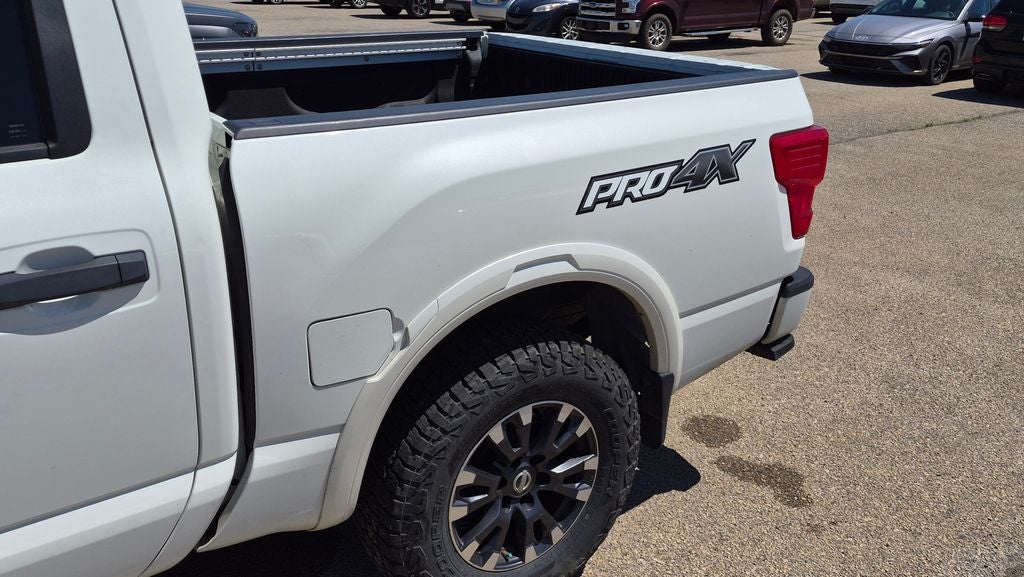 2018 Nissan Titan PRO-4X