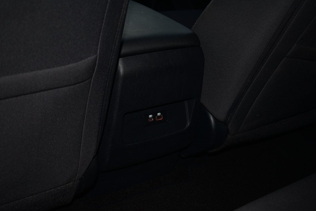 2022 Nissan Frontier SV Crew Cab 4x4