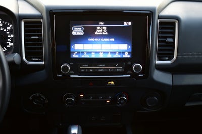 2022 Nissan Frontier SV Crew Cab 4x4