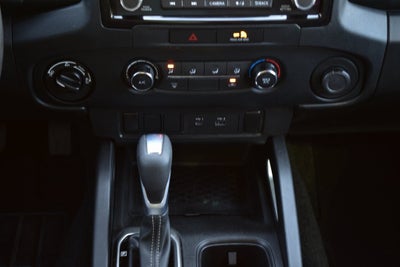 2022 Nissan Frontier SV Crew Cab 4x4