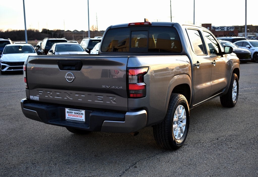 2022 Nissan Frontier SV Crew Cab 4x4