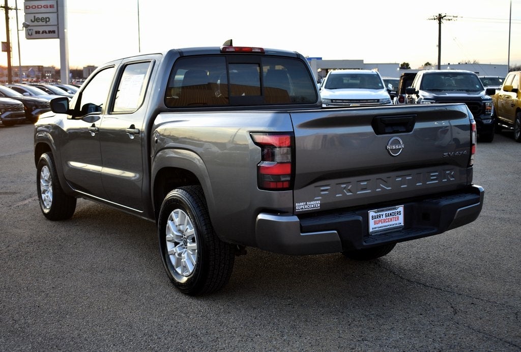 2022 Nissan Frontier SV Crew Cab 4x4