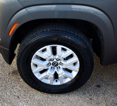 2022 Nissan Frontier SV Crew Cab 4x4