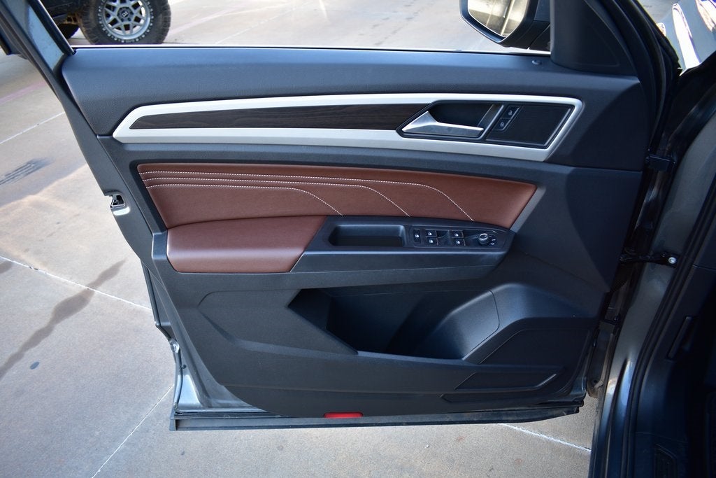 2022 Volkswagen Atlas 3.6L V6 SE w/Technology AWD