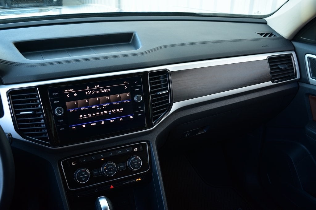 2022 Volkswagen Atlas 3.6L V6 SE w/Technology AWD