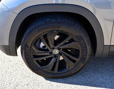 2022 Volkswagen Atlas 3.6L V6 SE w/Technology AWD