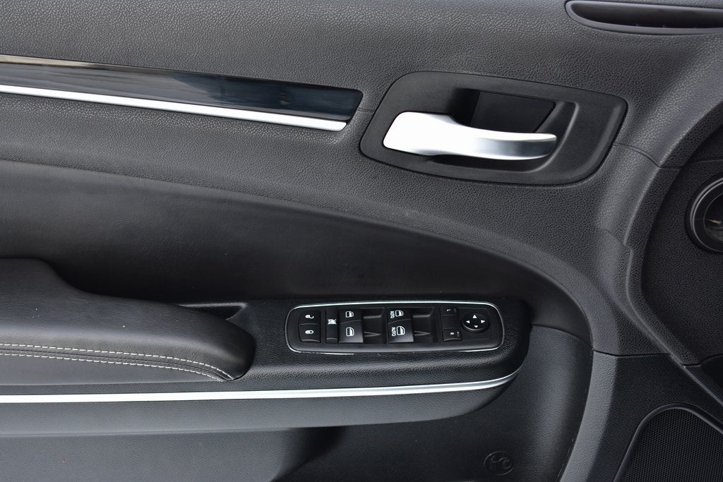 2018 Chrysler 300 S AWD