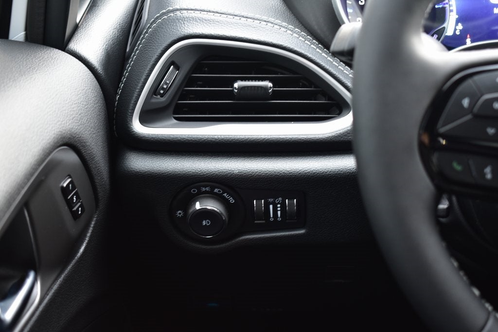 2026 Chrysler Pacifica Select S