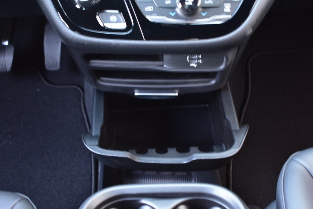 2026 Chrysler Pacifica Select S