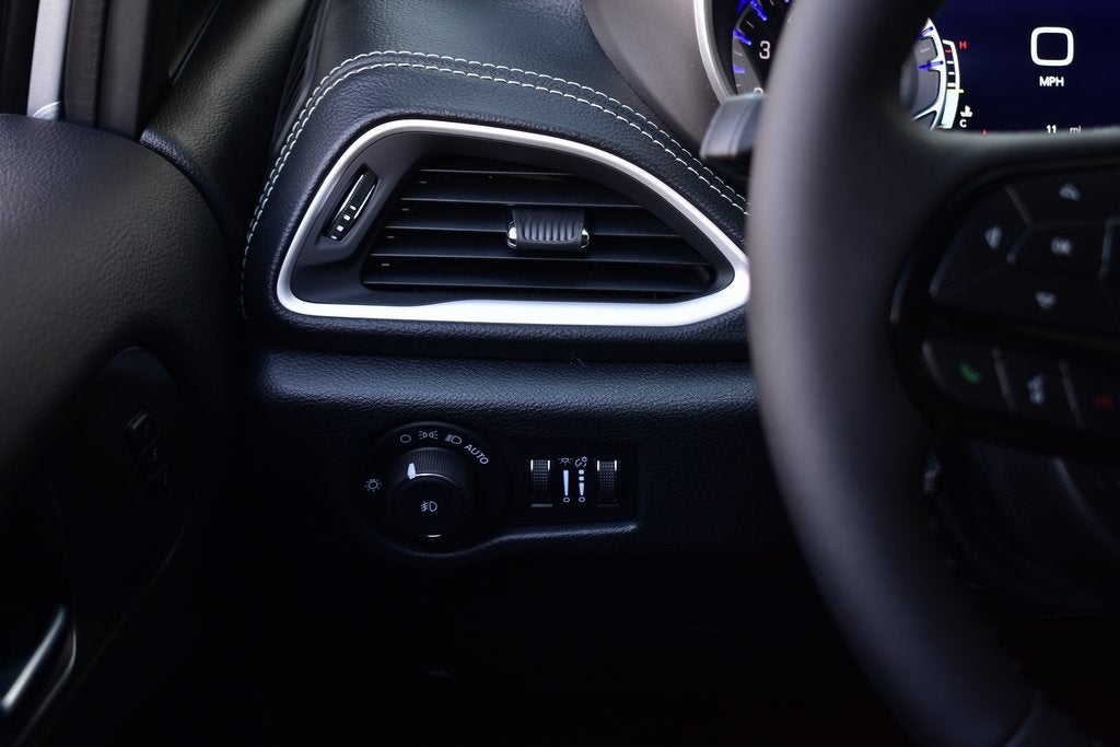 2026 Chrysler Pacifica Select S