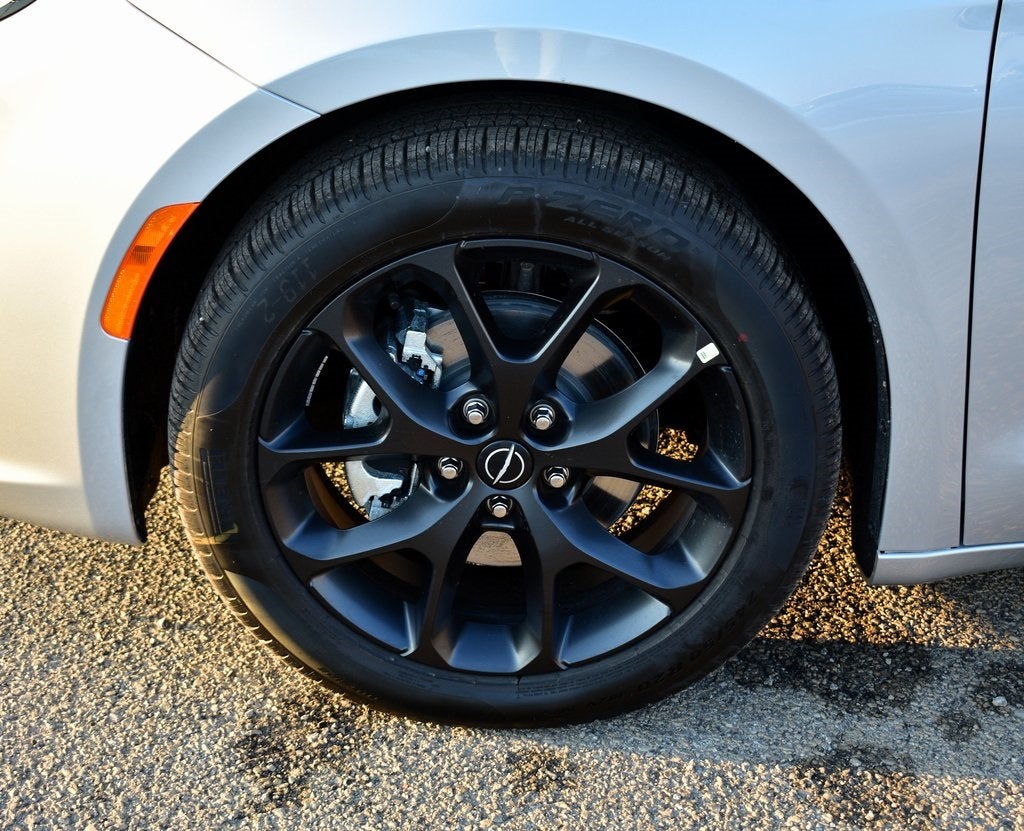 2026 Chrysler Pacifica Select S