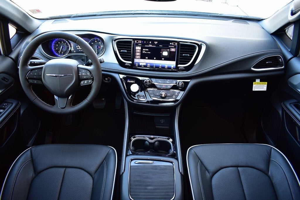 2026 Chrysler Pacifica Limited S